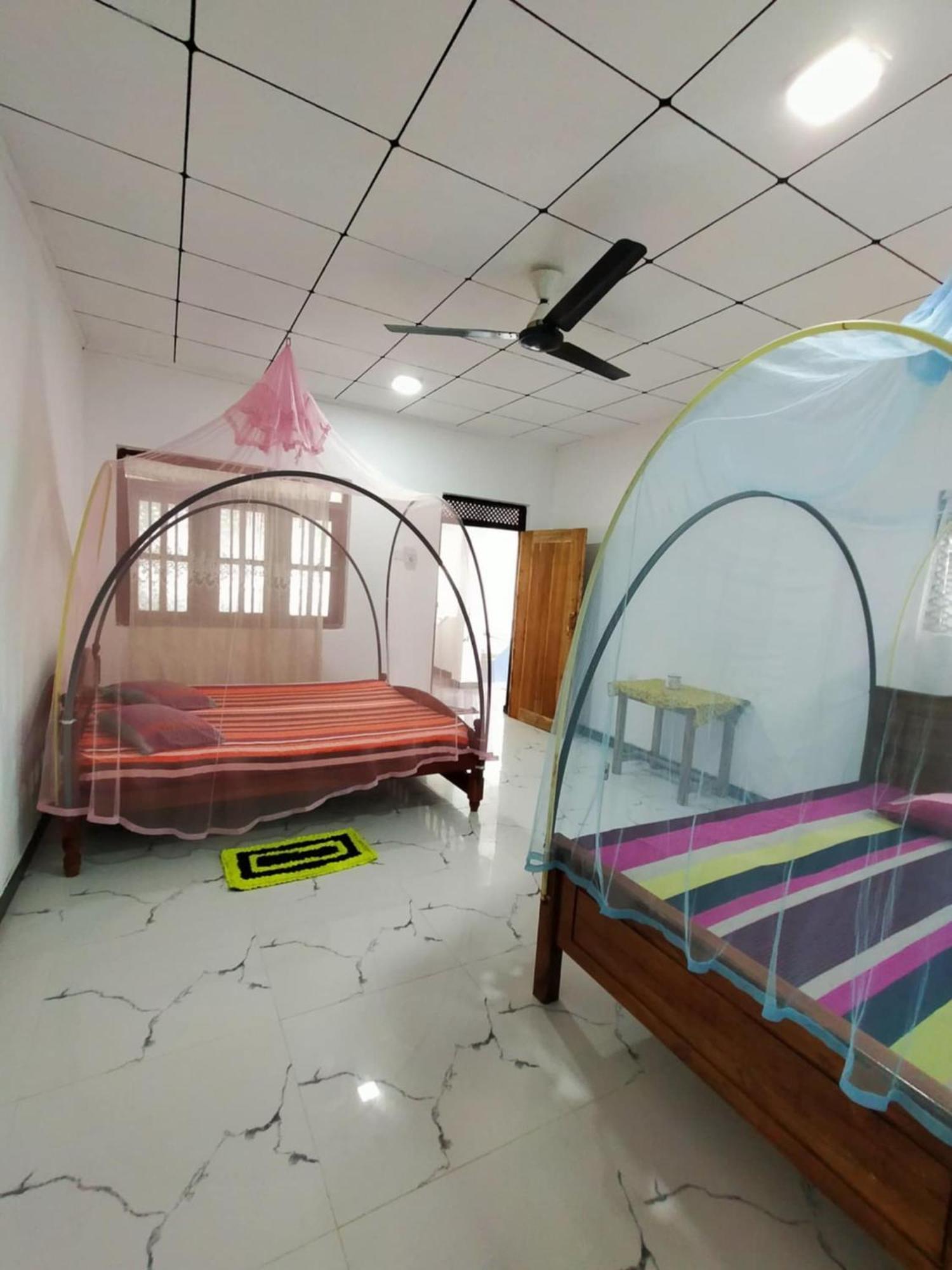 Chandi Gaya Beach Guesthouse Tangalle Quarto foto